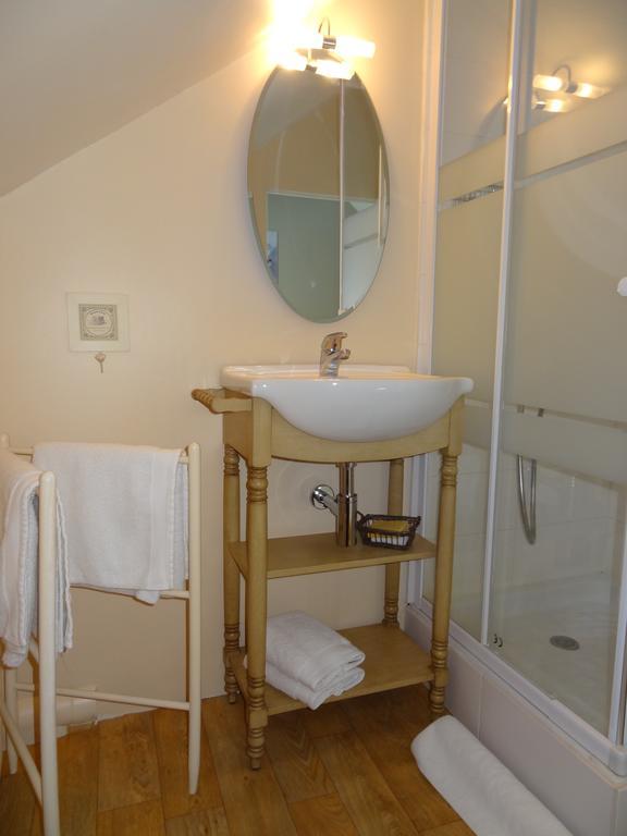 Le Clos Du Mont Jarry Le Val-Saint-Père Kamer foto